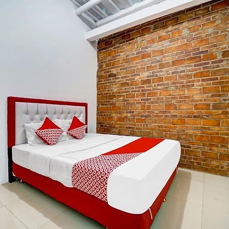 Super Oyo 91173 Guesthouse King Puntodewo Pakualaman المظهر الخارجي الصورة