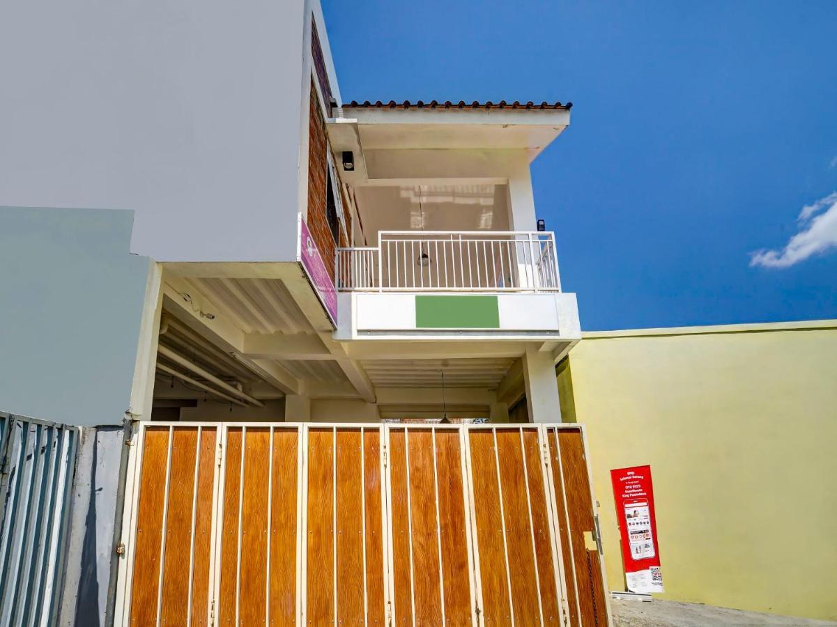 Super Oyo 91173 Guesthouse King Puntodewo Pakualaman المظهر الخارجي الصورة